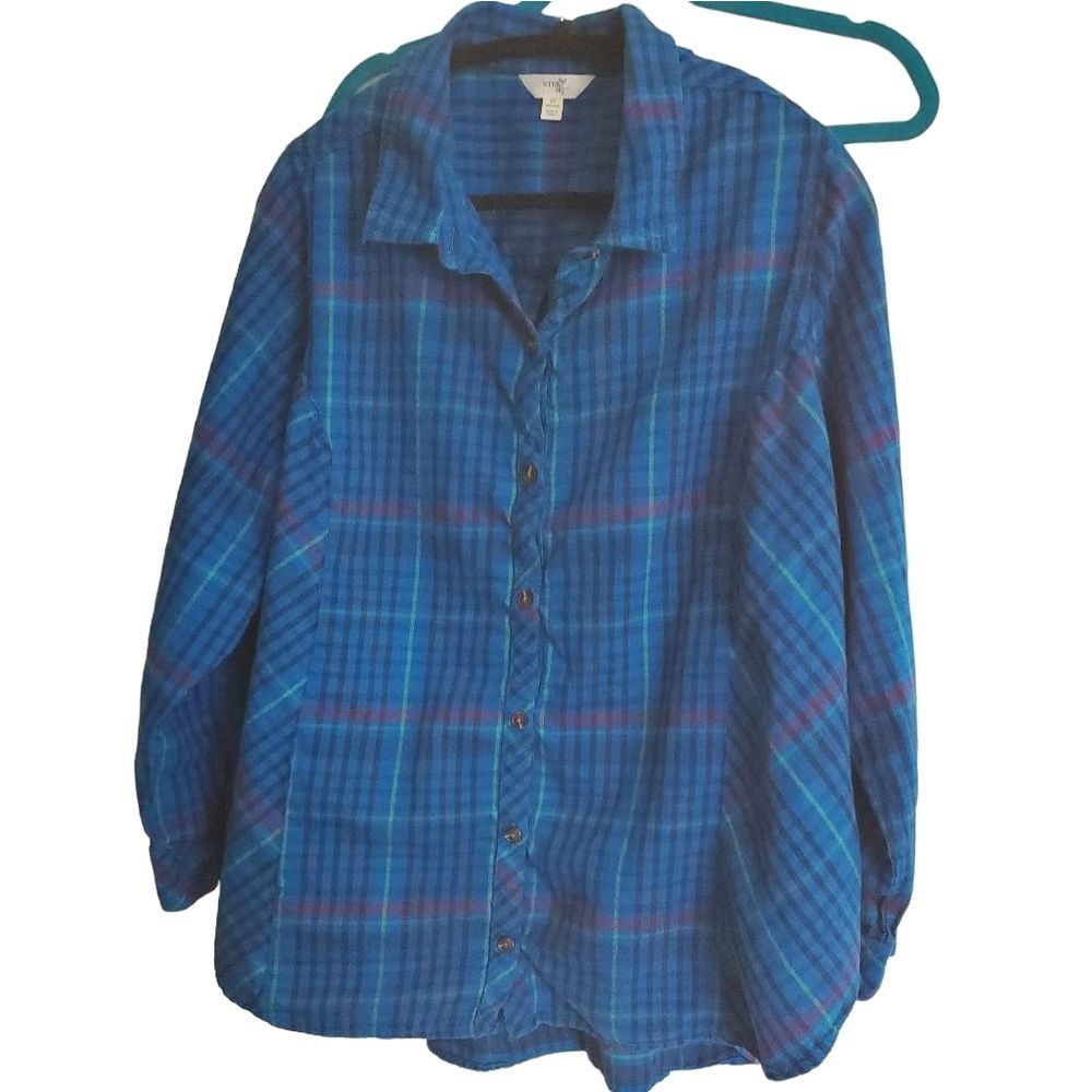 Terra & Sky Flannel blue purple 2x free with any other item in my closet